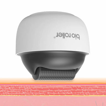 Bio Roller G4 microneedling-roller che mostra come le microaghi penetrano la superficie della pelle per stimolare il collagene e migliorare la struttura della pelle.
