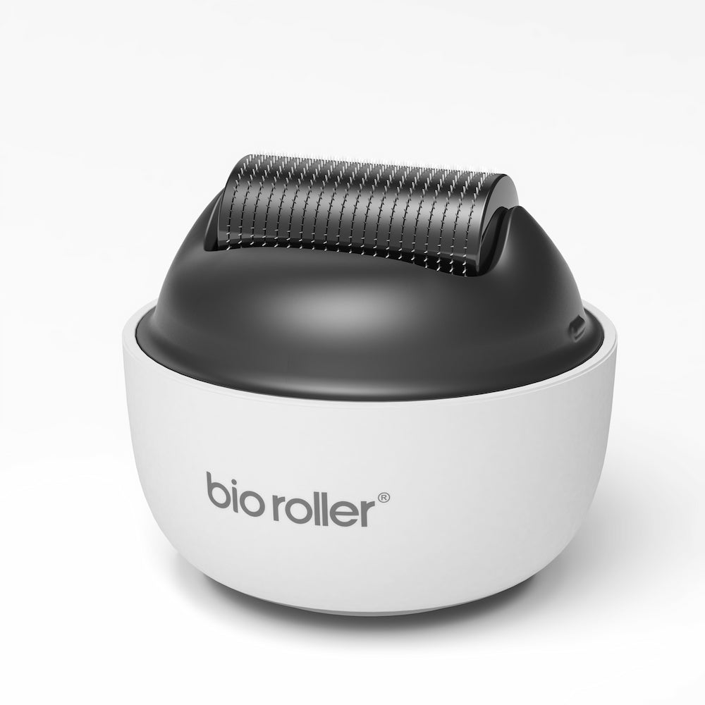 Bio Roller G4 microneedling-roller con aghi da 0,75 mm per una migliore struttura della pelle, una maggiore produzione di collagene e un efficace assorbimento del siero.