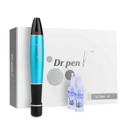 Dr. Pen Ultima A1 penna microneedling in blu con due testine a aghi sterili e confezione originale – kit professionale microneedling per ringiovanimento cutaneo.