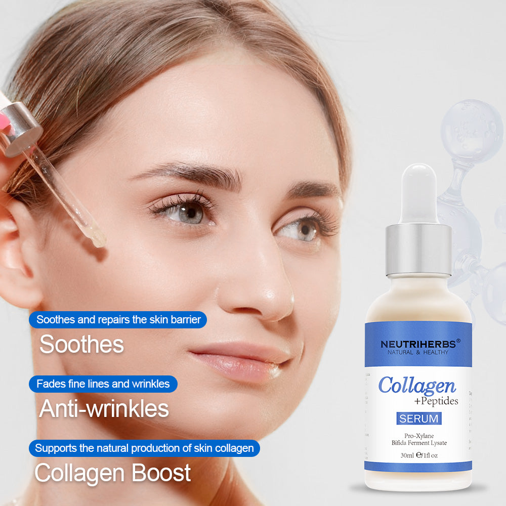 Donna che applica Neutriherbs Collagen + Peptides Serum 30 ml con pipetta sul viso. Siero idratante che aiuta a rafforzare la barriera cutanea, migliorare l'elasticità della pelle e ridurre linee sottili e rughe visibili.